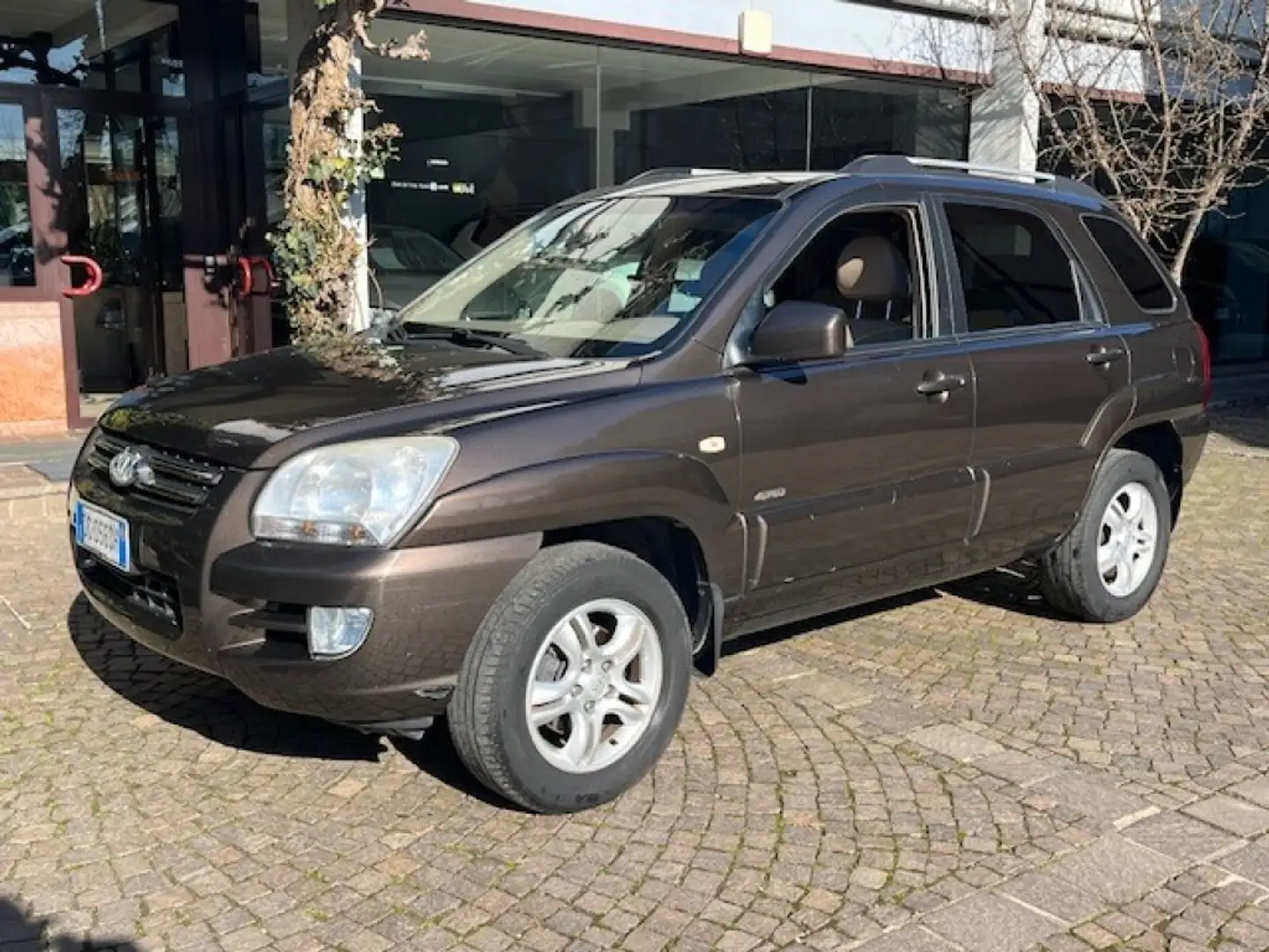 Kia Sportage 2.0 Benzina 141CV 4X4 Brun - 1