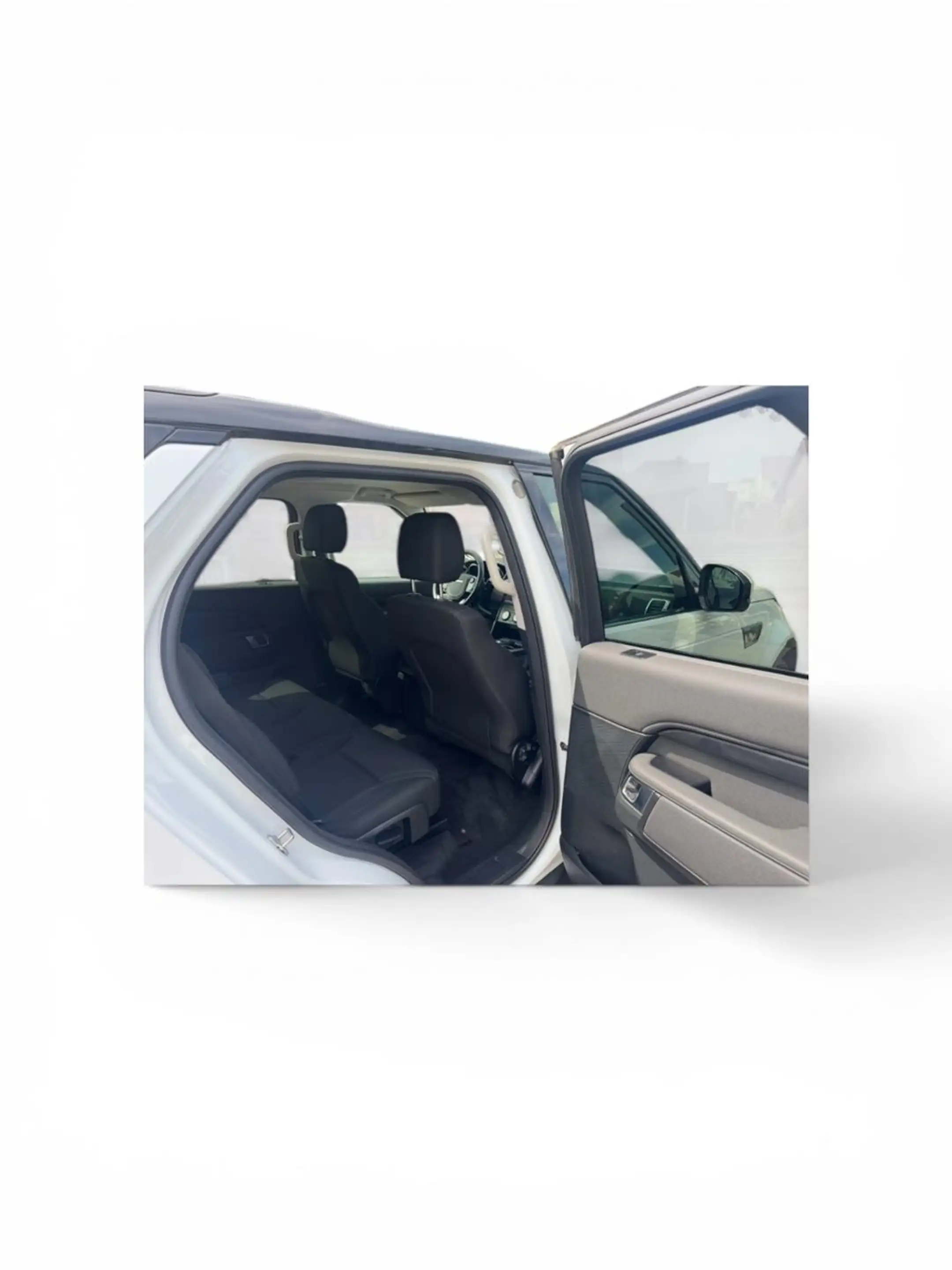 Land Rover Discovery 5 S SD4 — photo 12