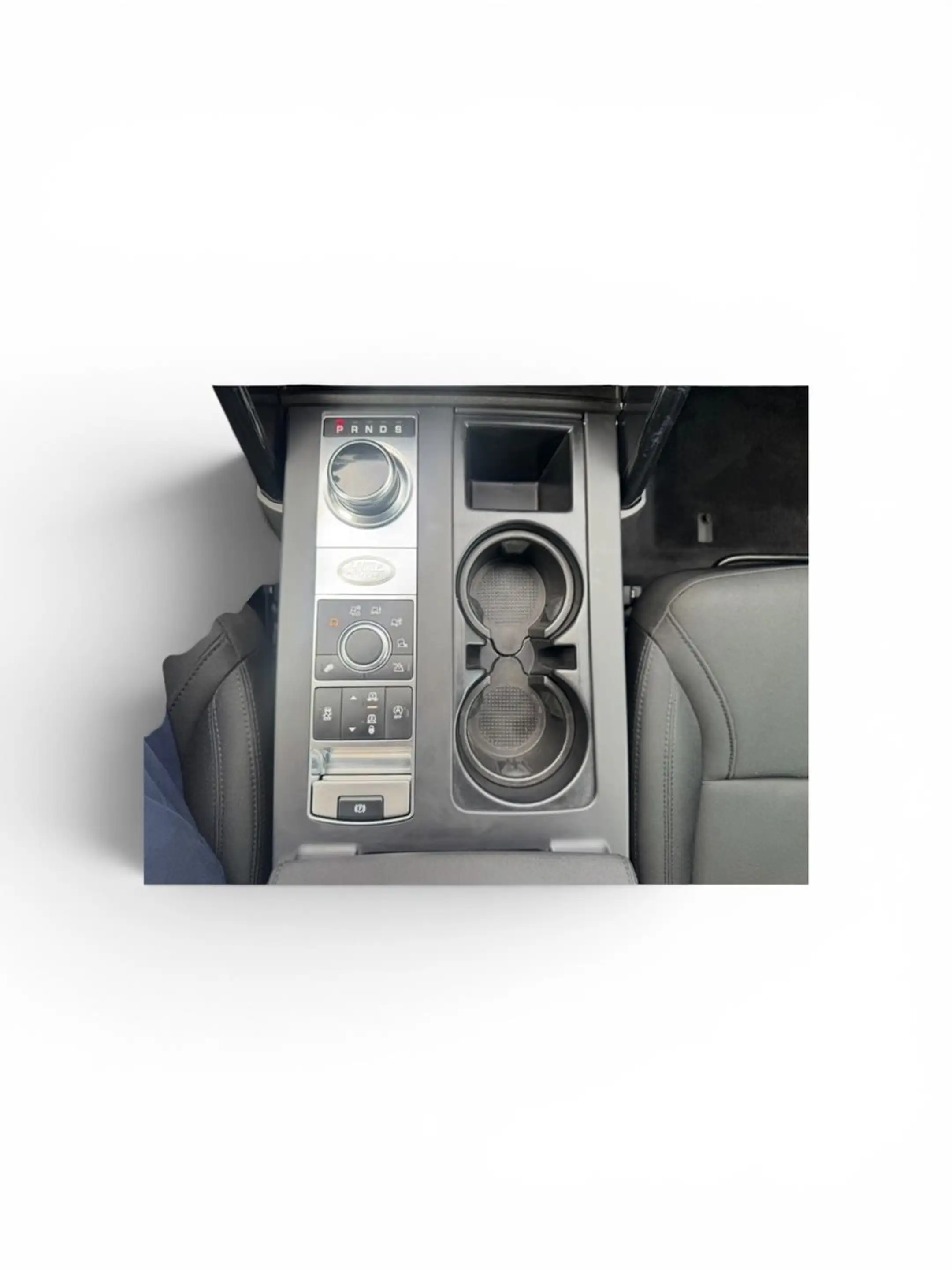 Land Rover Discovery 5 S SD4 — photo 17