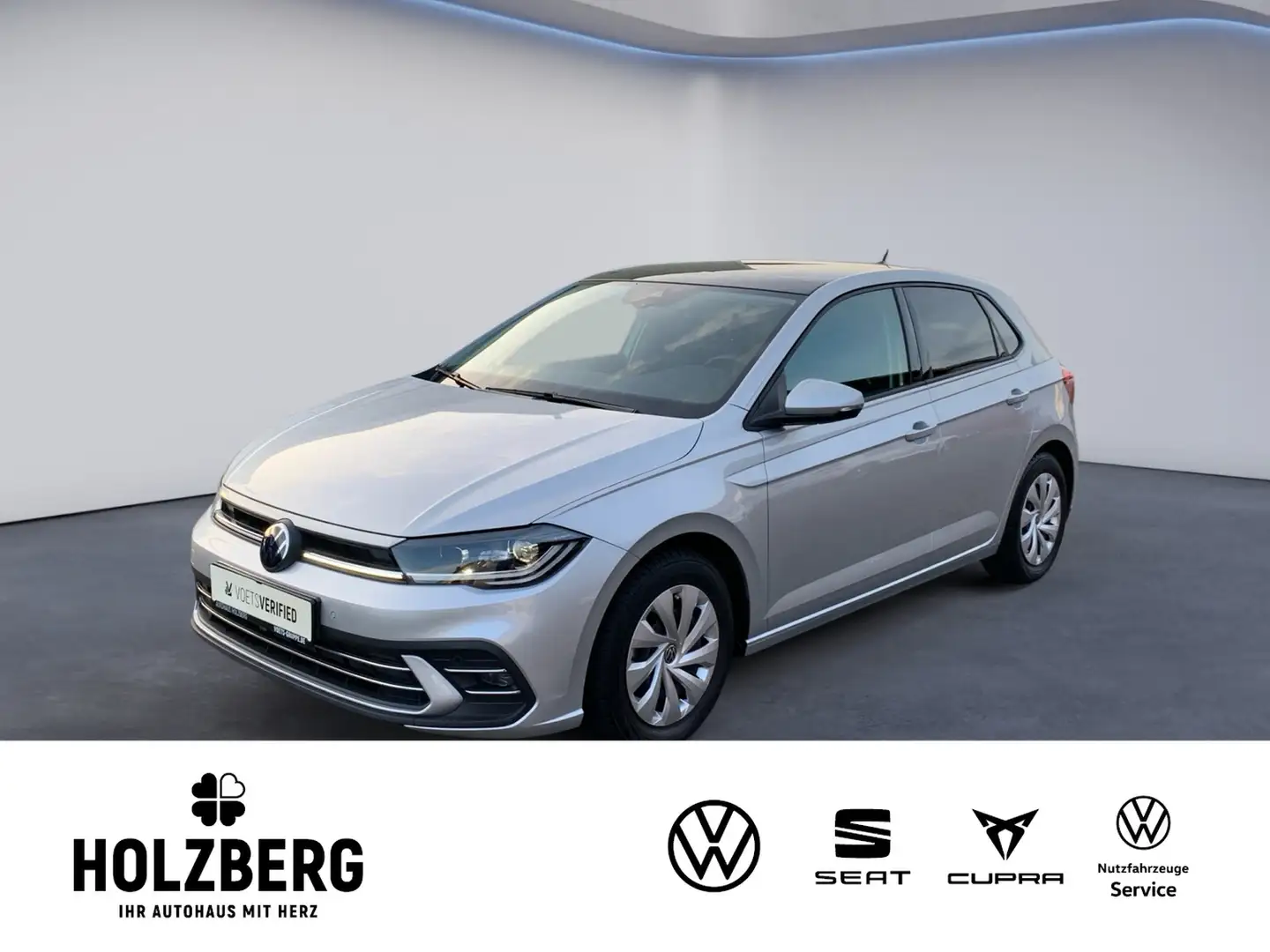 Volkswagen Polo VI 1.0 TSI DSG Style AHK+PANO+RFK+NAV+SHZ Grau - 1
