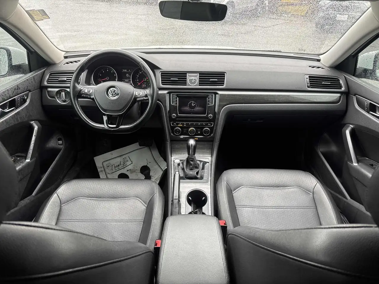 Volkswagen Passat photo Volkswagen Passat