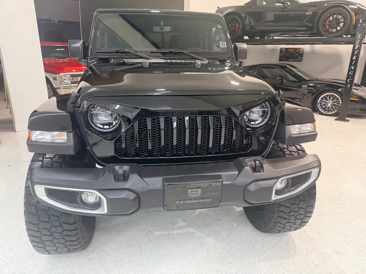 Jeep Gladiator снимка Jeep Gladiator