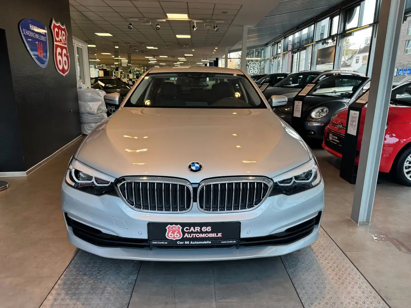 BMW 540 Baureihe 5 Lim. 540 i Срібний - 2