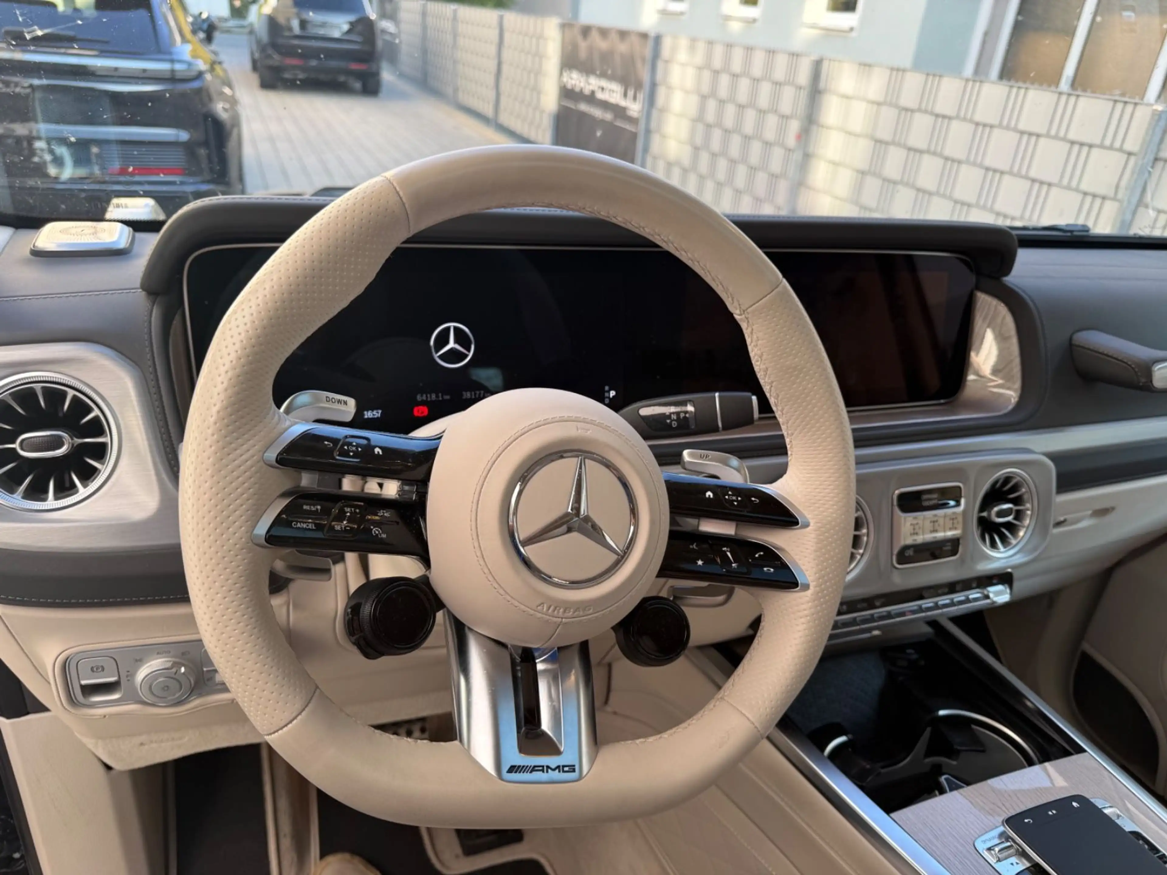 Mercedes-Benz G 63 AMG G63 AMG *SUPERIOR*A22*AHK*STHZG*TOP HISTORIE — photo 9