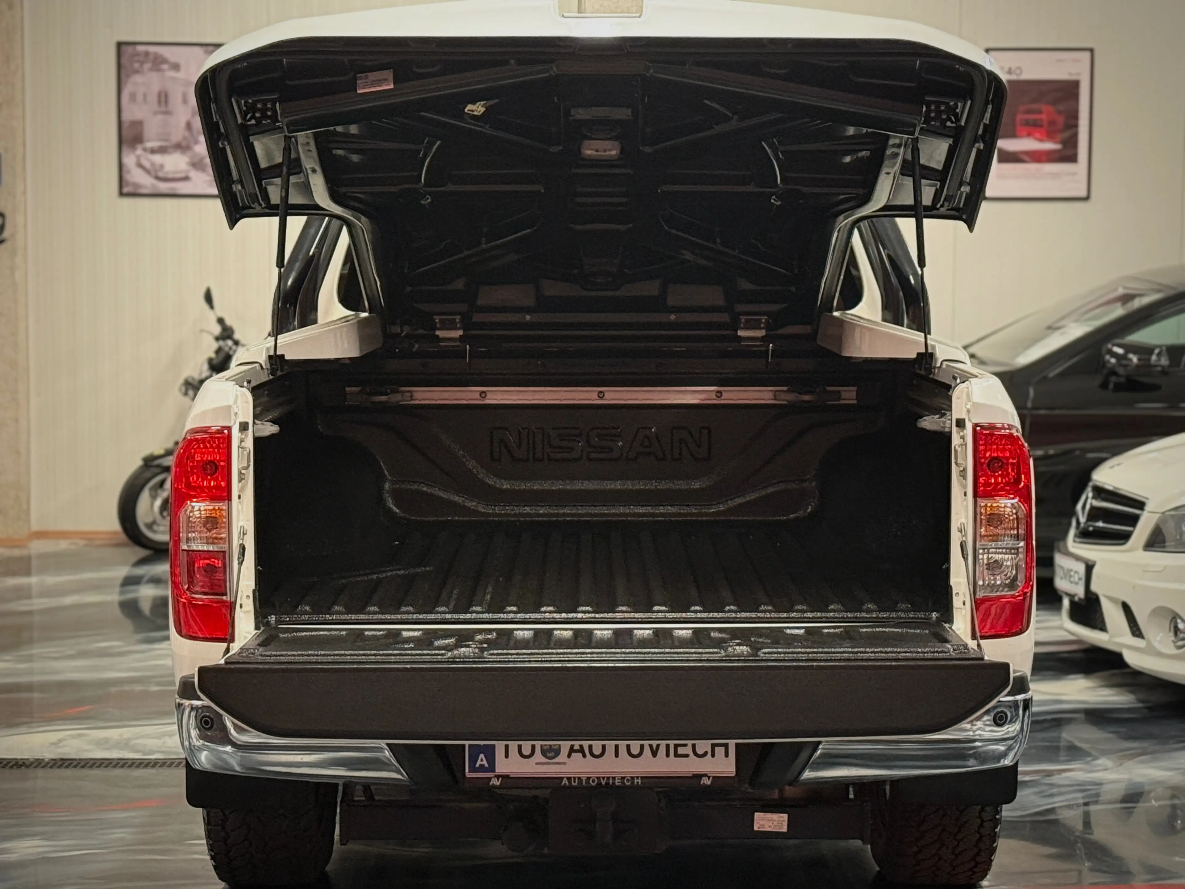 Nissan NP300 Visia King Cab 4x4*1Besitz*Vollausstattung*Trek1* — photo 13