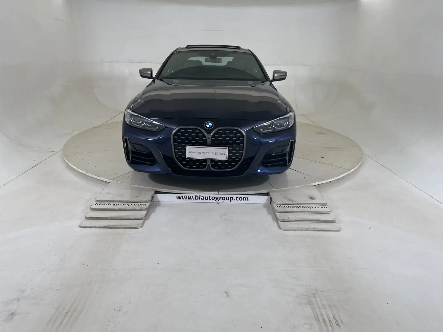 BMW M4 Serie 4 G22 2020 Coupe Benzina M440i Coupe mhev 4 Blu/Azzurro - 2