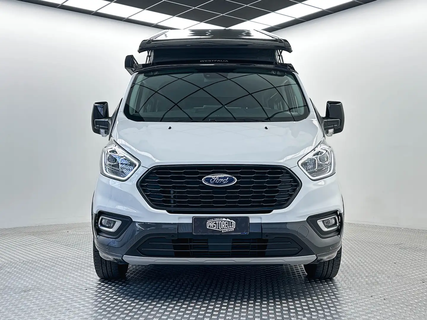 Ford Transit Custom 320 2.0 EcoBlue 150 PC-TN Nugget Active Bianco - 2