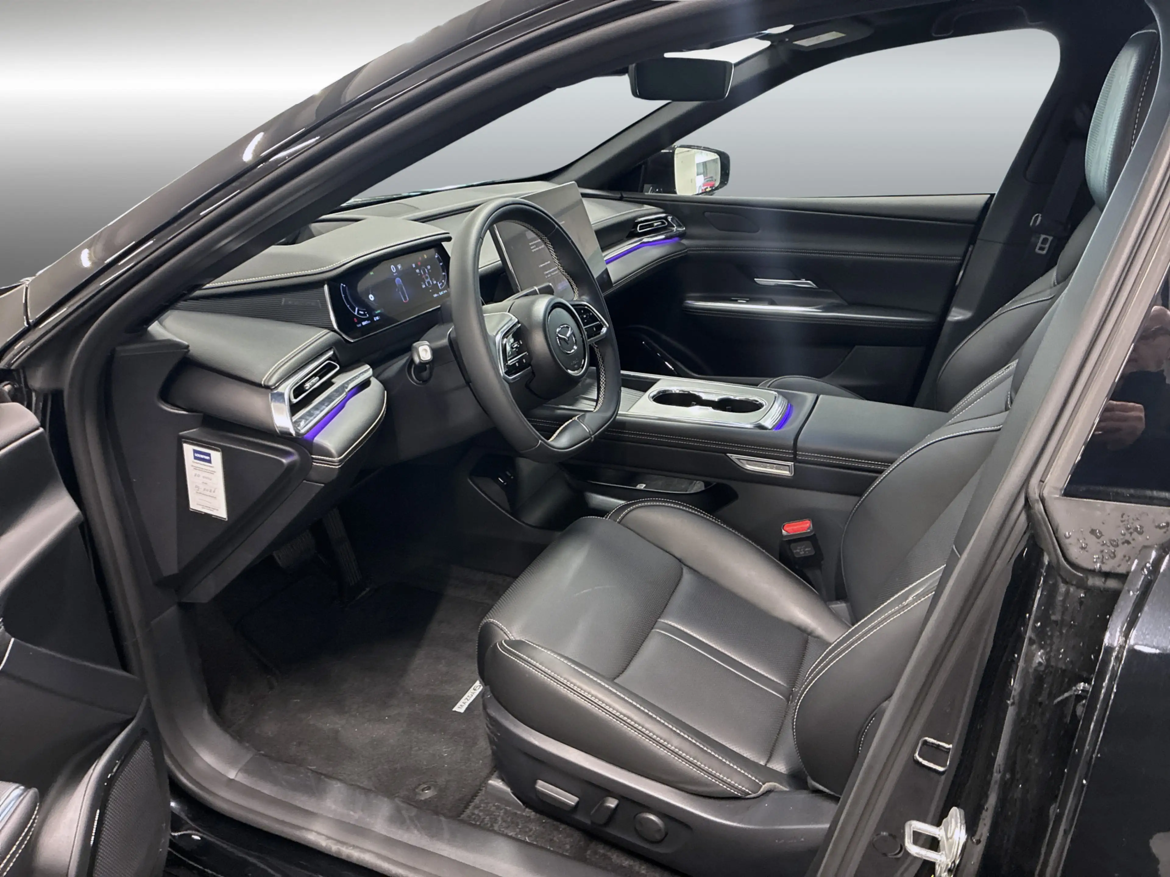 Mazda 6e Takumi 68.8 kWh Demo — photo 10