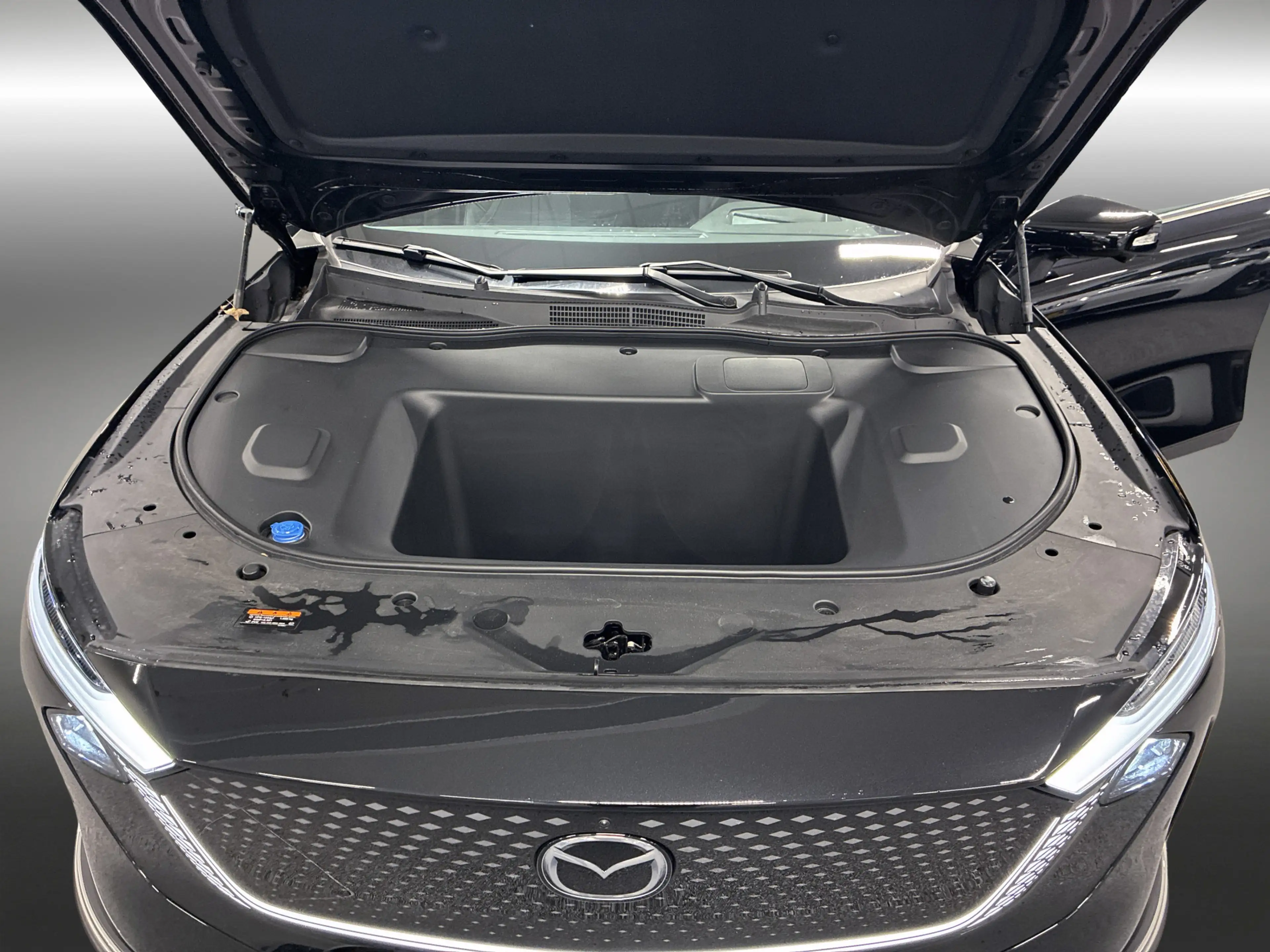 Mazda 6e Takumi 68.8 kWh Demo — photo 13