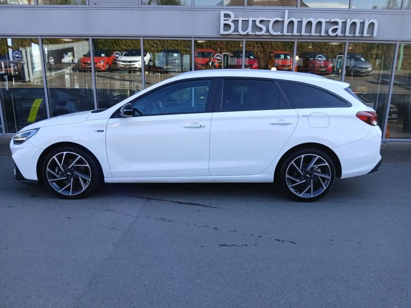 Hyundai i30 Kombi 1.5 T-GDI 48V-Hybrid N-Line Wit - 2