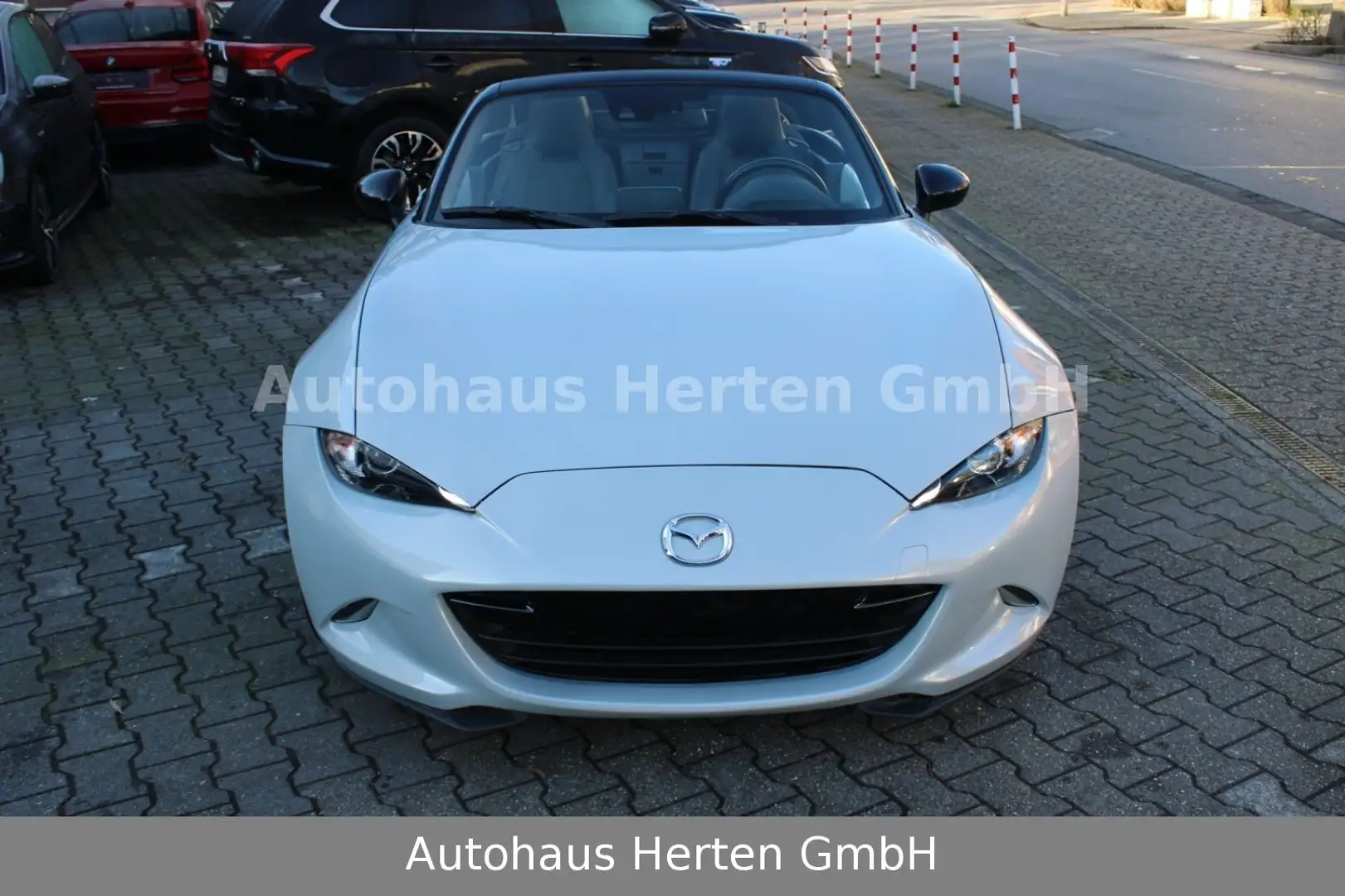 Mazda MX-5 1.5  Exclusive-Line*LEDER*KLIMA*NAVI*LED* Beyaz - 2