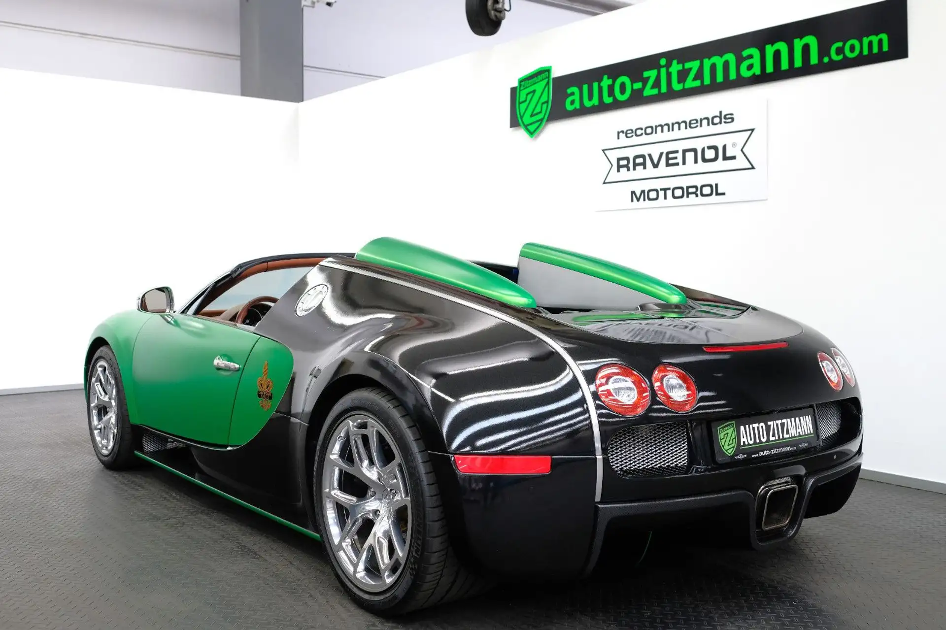 부가티 Veyron 2015 그린 사진 5