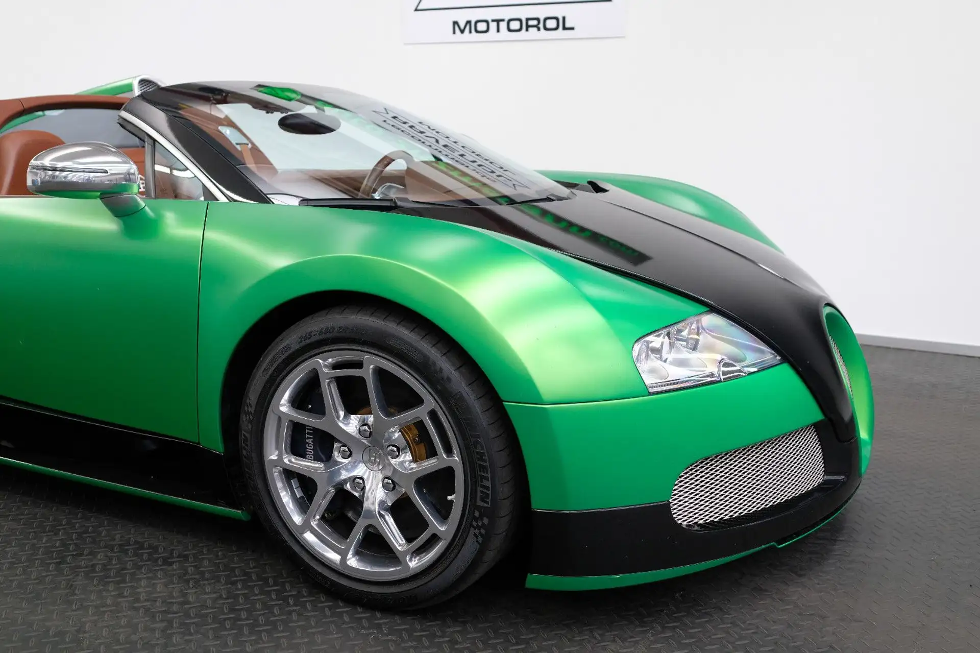 부가티 Veyron 2015 그린 사진 3