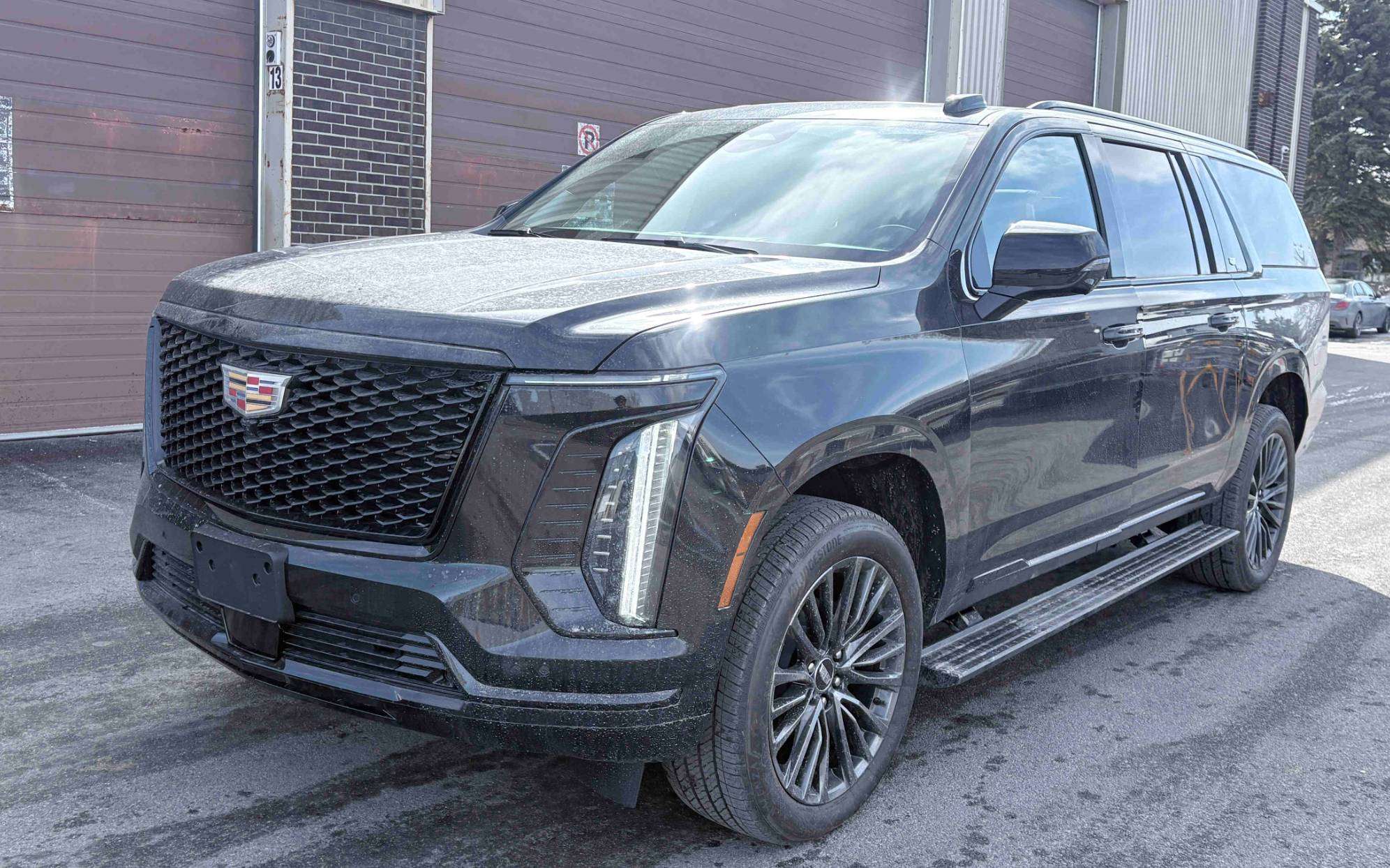 2026 Cadillac Escalade Sport Platinum| Executive second seat