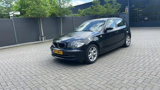 BMW 118 1-serie 118d Corporate NAP Nieuwe APK