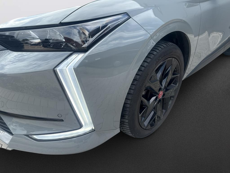 DS Automobiles DS 4 PERFORMANCE LINE PureTech 130 — photo 10