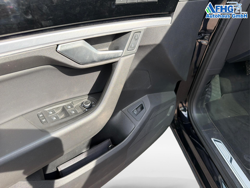 Volkswagen Touareg R-Line FINAL EDITION 3.0 V6 TDI Elegance 210 kW... — photo 14