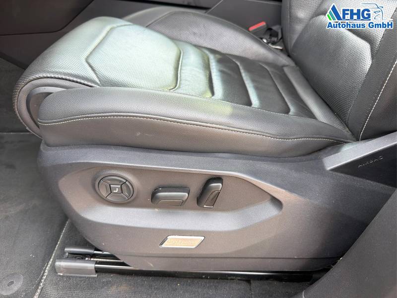 Volkswagen Touareg R-Line FINAL EDITION 3.0 V6 TDI Elegance 210 kW... — photo 16