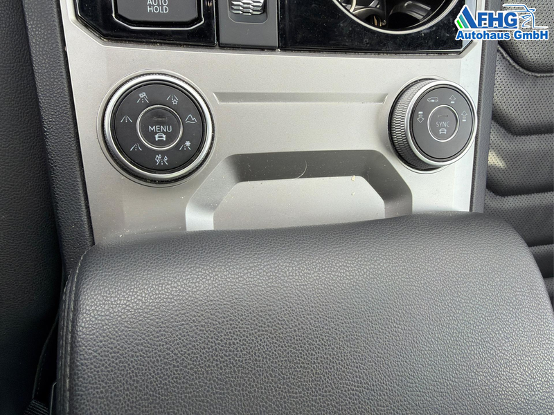 Volkswagen Touareg R-Line FINAL EDITION 3.0 V6 TDI Elegance 210 kW... — photo 21
