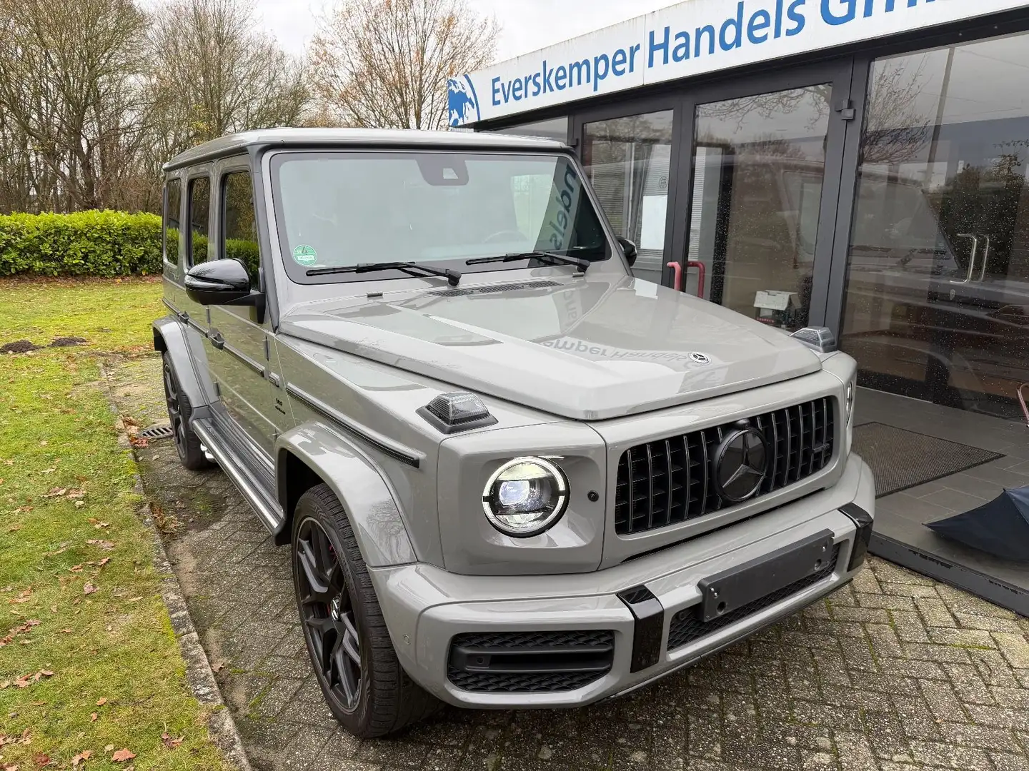 Mercedes-Benz G 63 AMG MY 2024 Classic grey AMG Performance Grau - 2