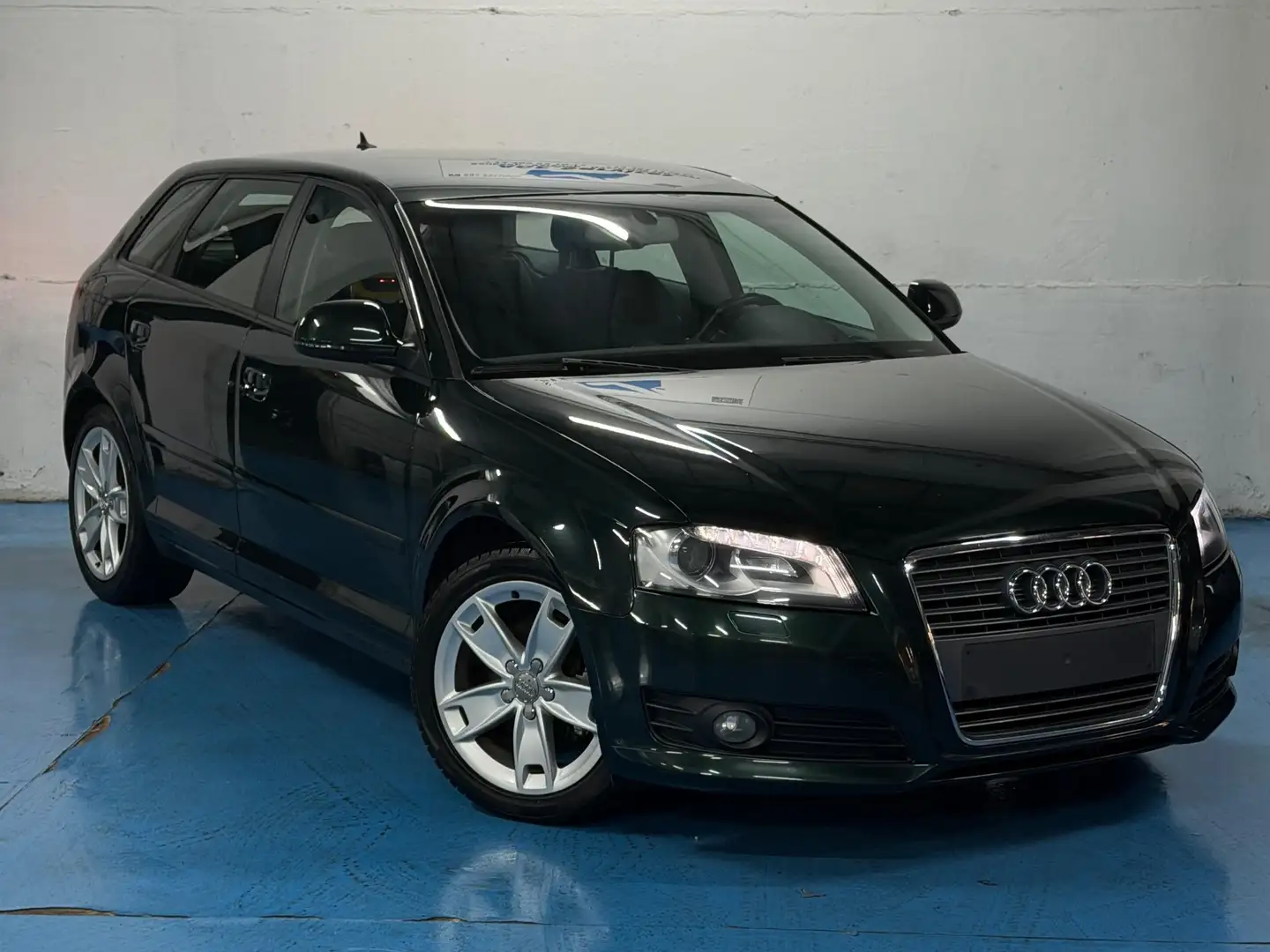 Audi A3 A3 1.4 TFSI Ambition S line S tro. Grün - 2