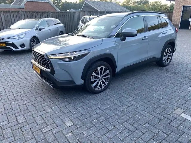 Toyota Corolla Hybrid 200 Dynamic APPLECAR  LED  ADAPTIEVE CRUISE