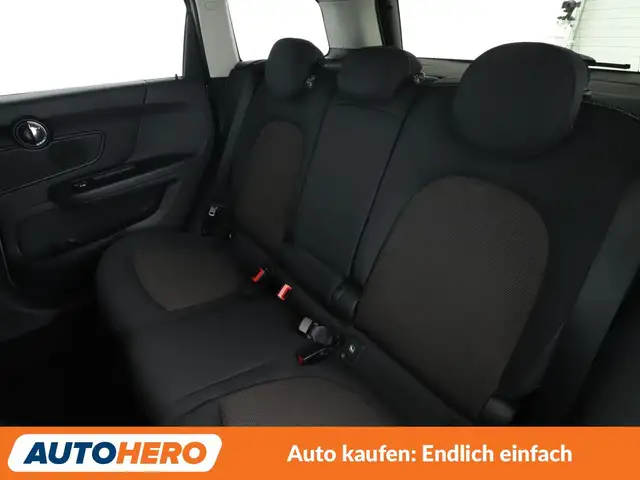 MINI Countryman view 14