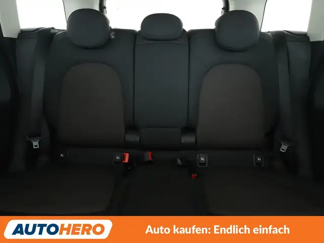 MINI Countryman view 15