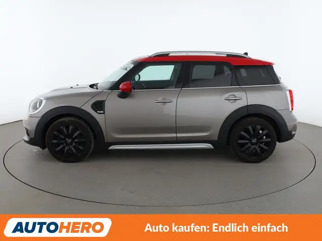 MINI Countryman view 3
