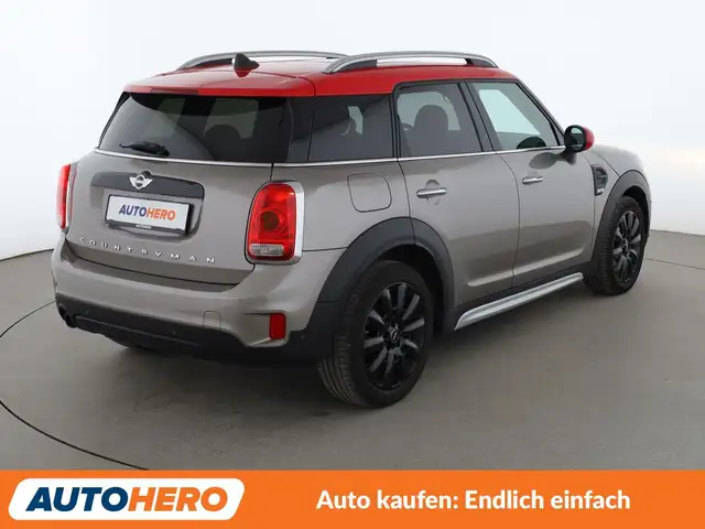 MINI Countryman view 6