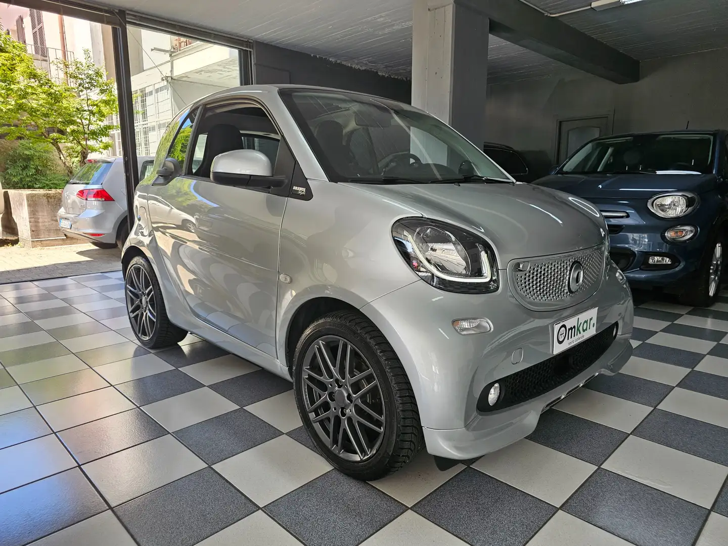 smart forTwo Fortwo III 2015 0.9 t Brabus Style 90cv twinamic Argento - 1