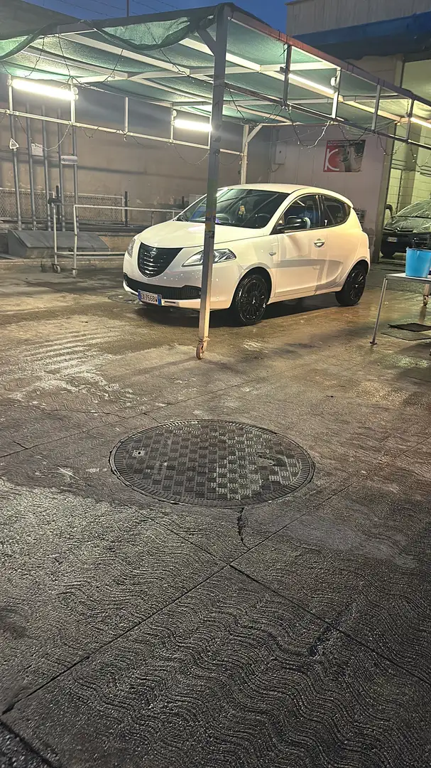 Lancia Ypsilon 1.3 mjt Gold s&s 95cv - 1