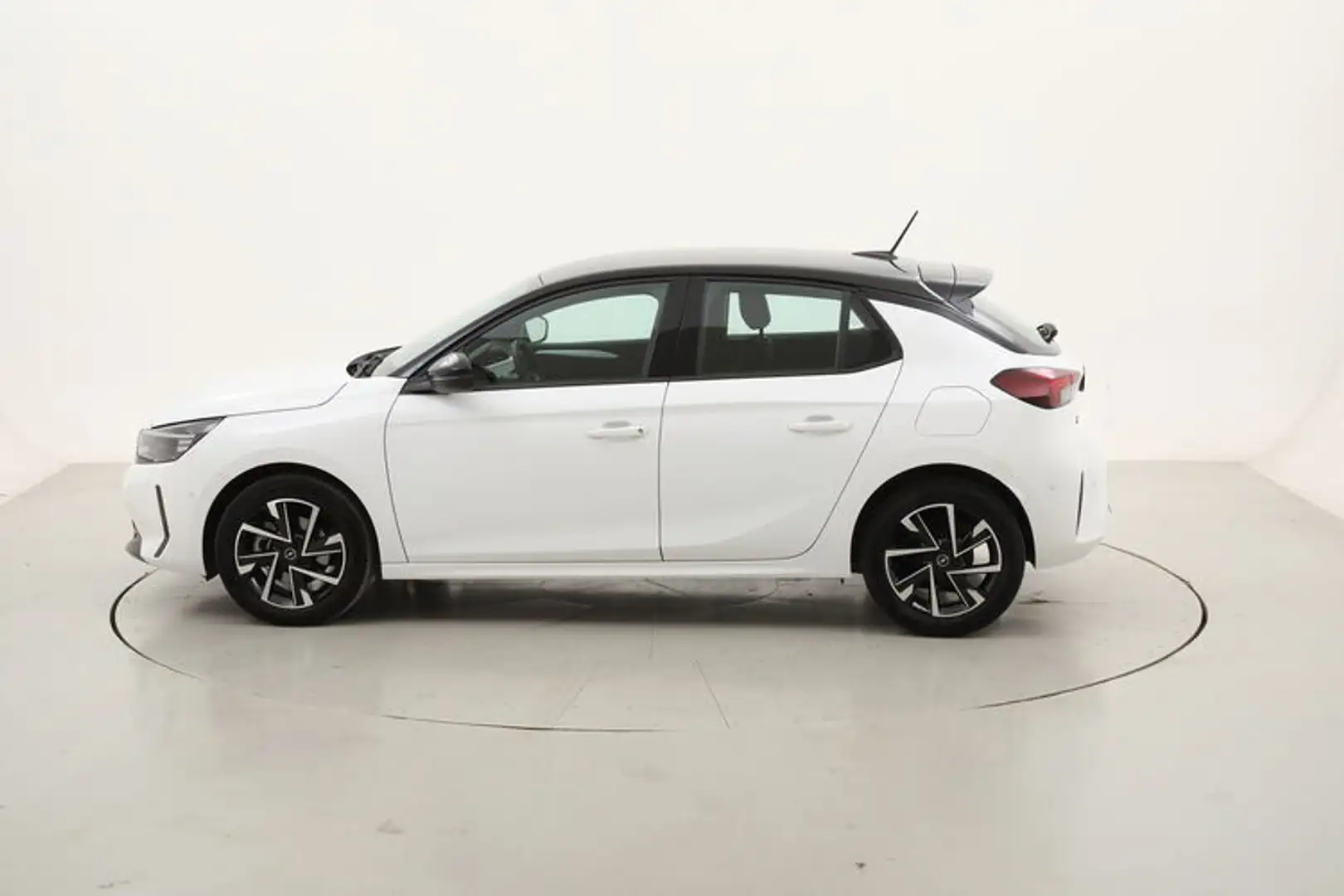 Opel Corsa GS 1.2 Benzina 101CV Bianco - 2