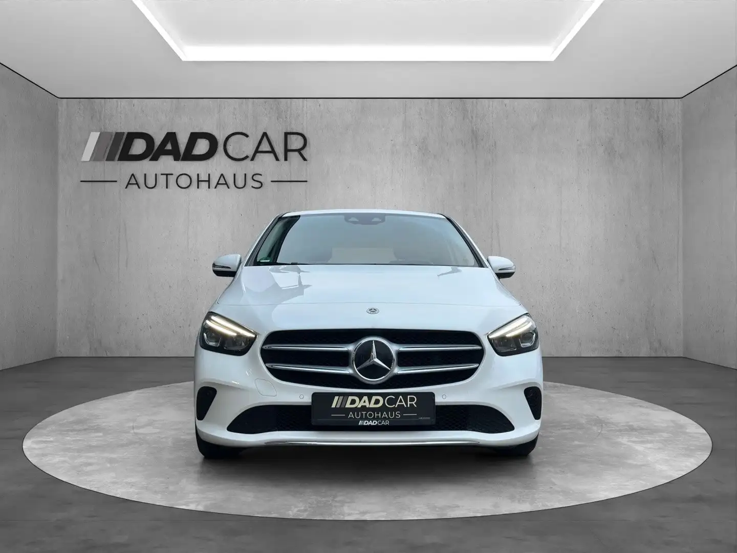 Mercedes-Benz B 200 d *LED*AHK*NAVI*CARPLAY* Weiß - 2
