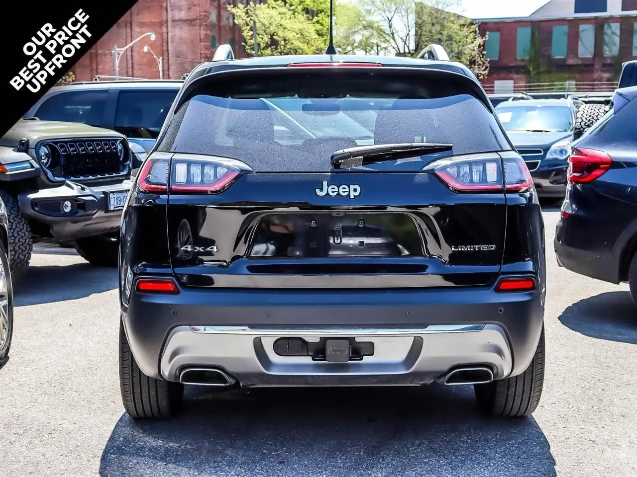 Jeep Cherokee снимка Jeep Cherokee