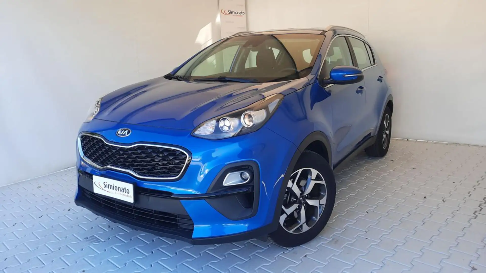 Kia Sportage 1.6 CRDI 136 CV 2WD Mild Hybrid Business Class Bleu - 1