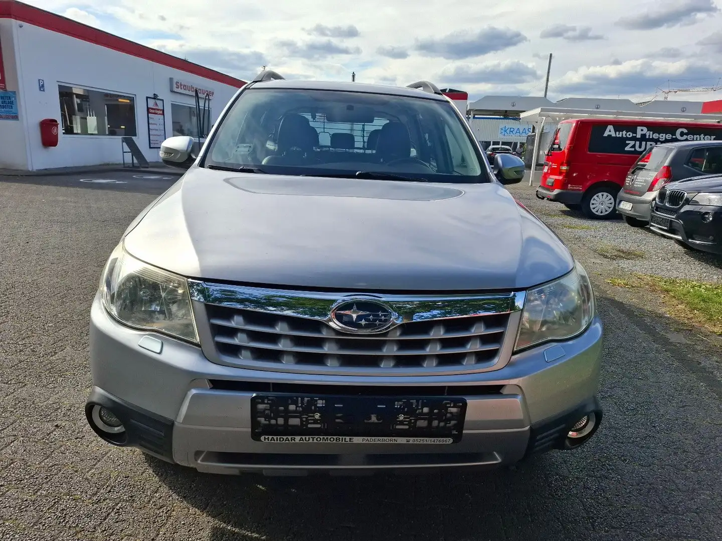 Subaru Forester Exclusive Silber - 2