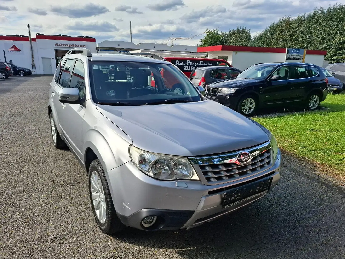 Subaru Forester Exclusive Silber - 1