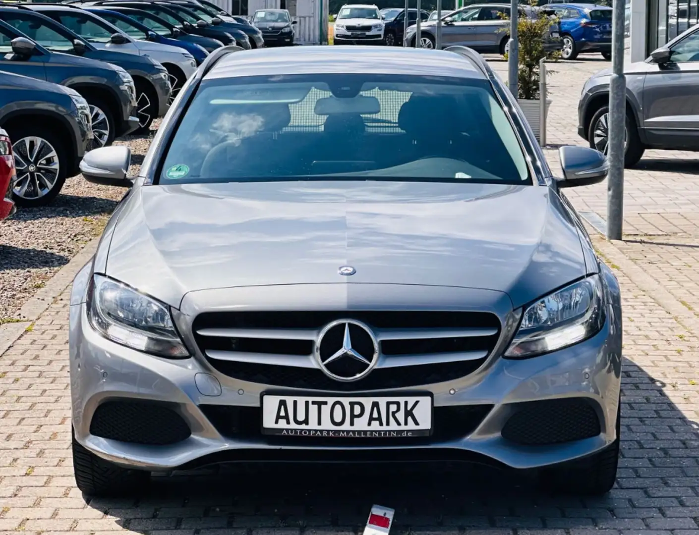 Mercedes-Benz C 250 T-Modell*1.HAND*NAVI*AHK*TEMPOMAT*PDC* Argent - 2