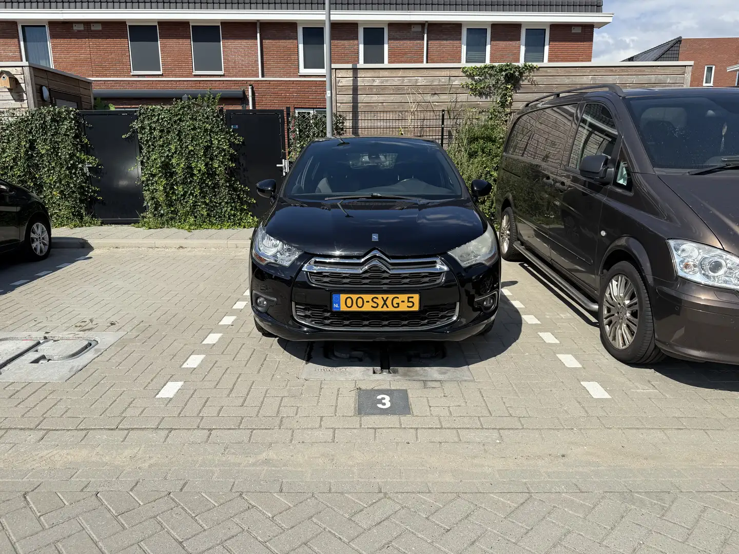 Citroen DS4 VTi 120 SoChic Zwart - 2