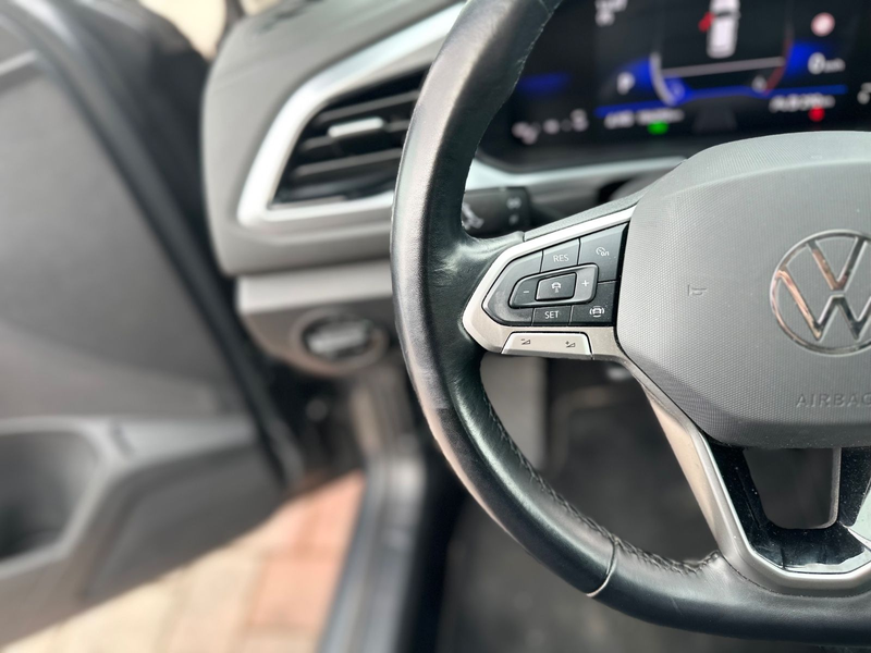 Volkswagen T-Roc 2.0 TDI DSG Life*ACC*AHK*LED*VIRTUAL*BEATS — photo 13
