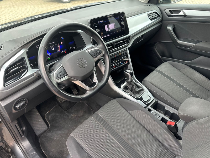 Volkswagen T-Roc 2.0 TDI DSG Life*ACC*AHK*LED*VIRTUAL*BEATS — photo 11