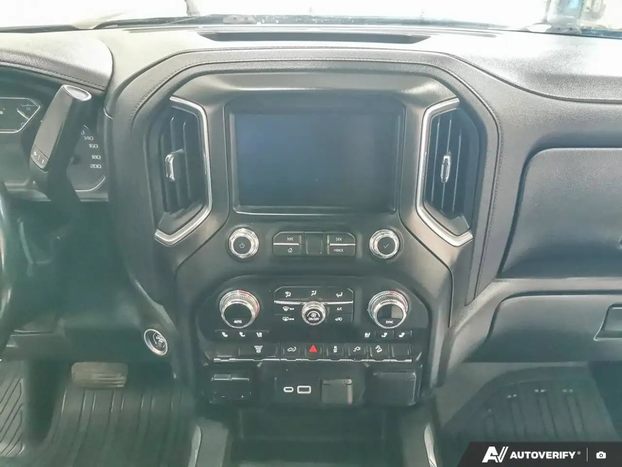 GMC Sierra 2500HD photo GMC Sierra 2500HD
