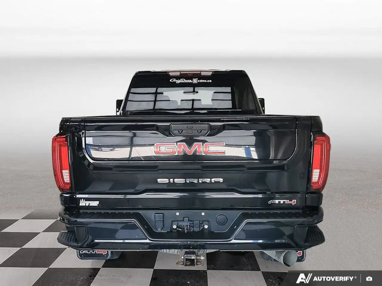 GMC Sierra 2500HD photo GMC Sierra 2500HD