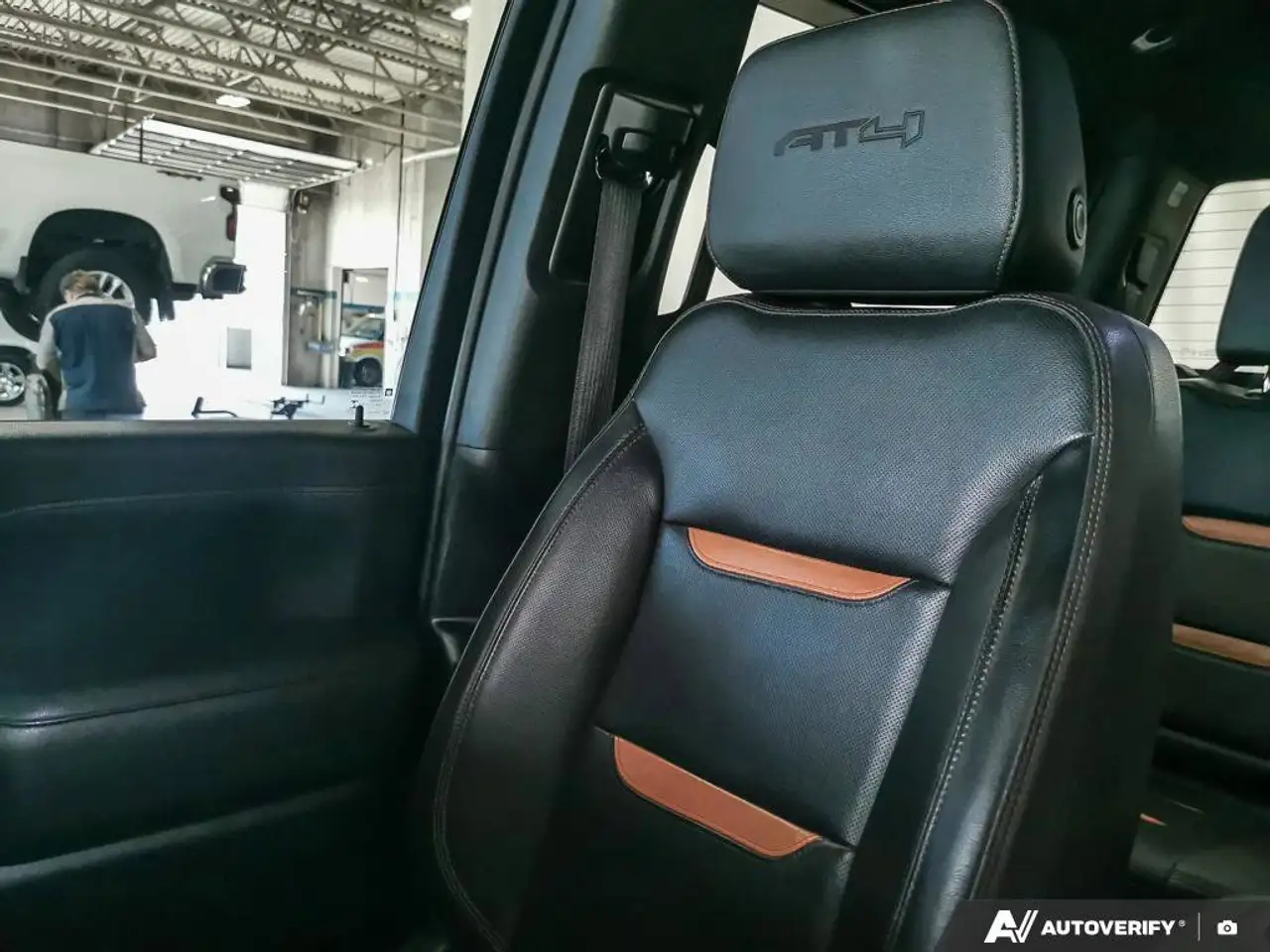 GMC Sierra 2500HD photo GMC Sierra 2500HD
