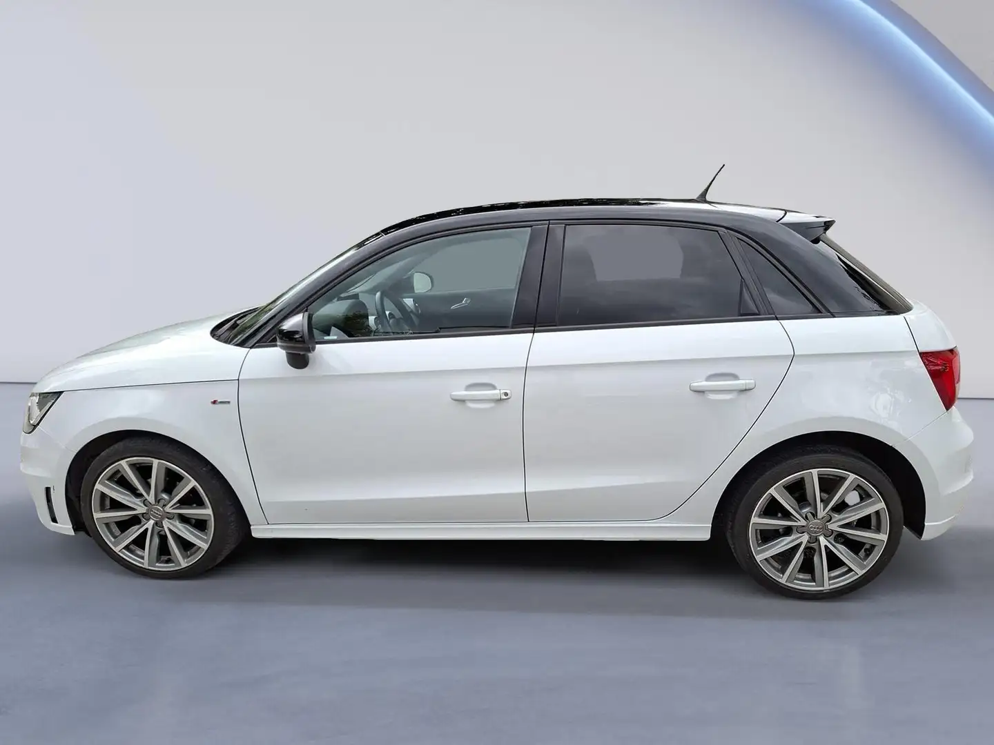 Audi A1 Sportback S-Line 1.6 TDI Erstbesitz 66 kW (90 P... Weiß - 2
