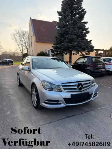 Mercedes-Benz C 180 C-Klasse CGI  BlueEFFICIENCY Avantgarde