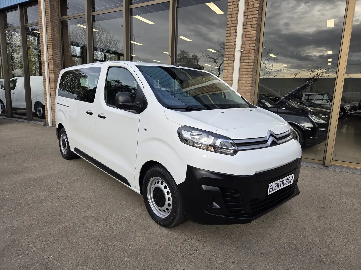 Citroen Spacetourer ë-SpaceTourer 75kWh Business 9 Persoons Airco Crui Wit - 1
