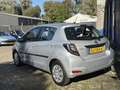 Toyota Yaris 1.5 Full Hybrid Asp. Gris - thumbnail 5