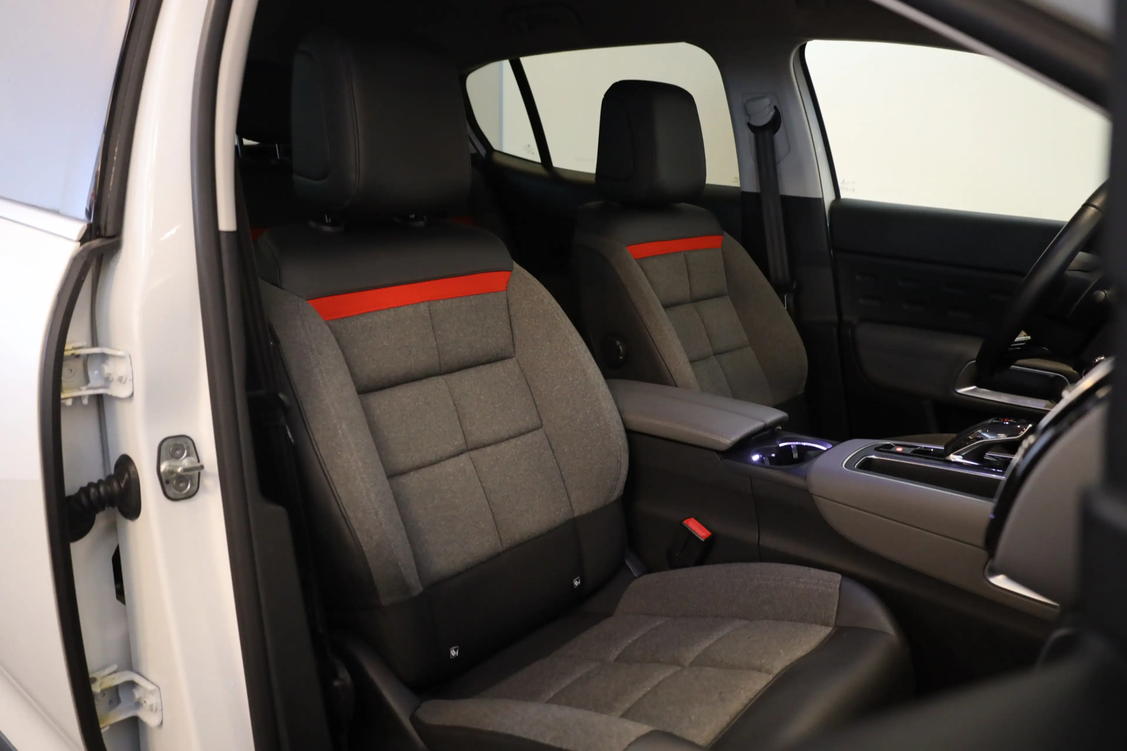 Citroen C5 Aircross PT 180 Automaat-8 Feel Camera | Navi | 1500 kg tre — photo 3